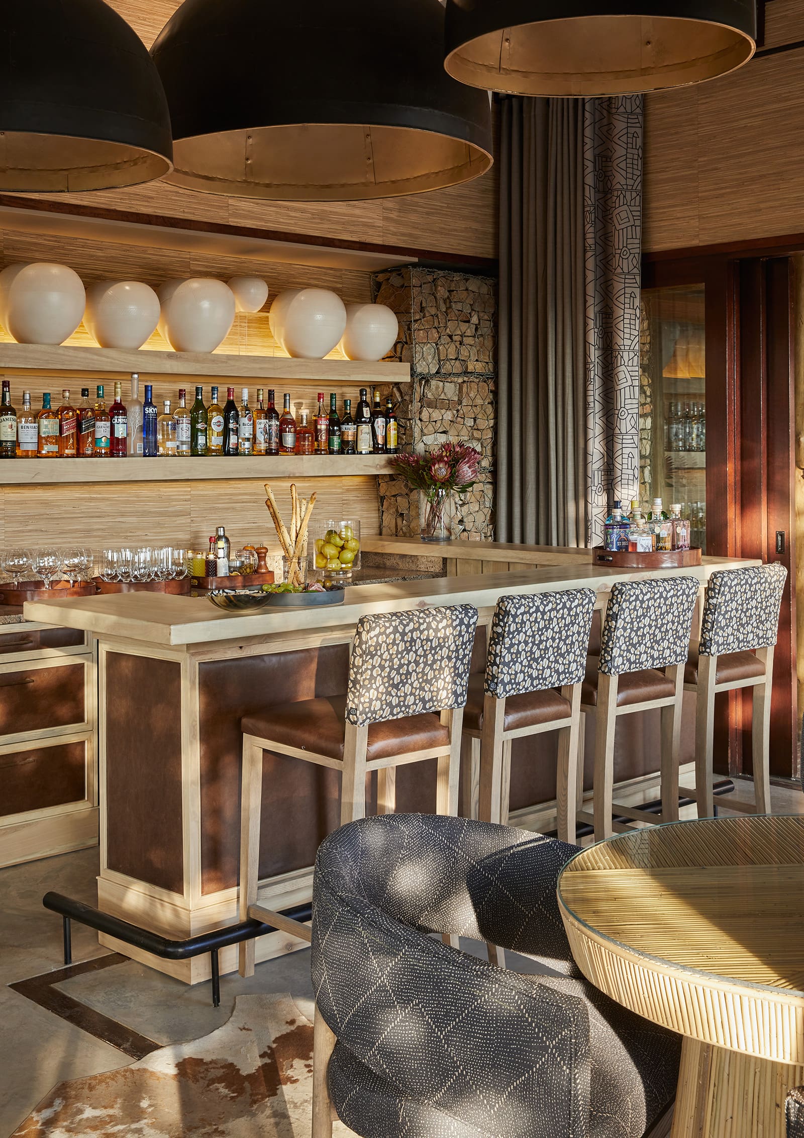 KWANDWE PRIVATE GAME RESERVE – Ecca Lodge – Main-area-bar