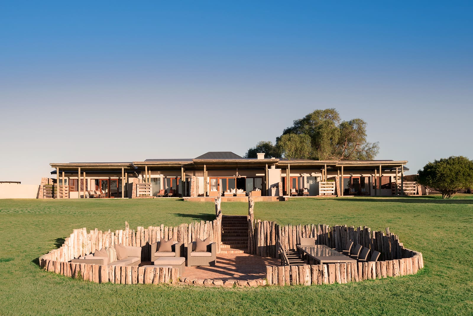 KWANDWE PRIVATE GAME RESERVE – Fort House – Front-view-from-the-boma